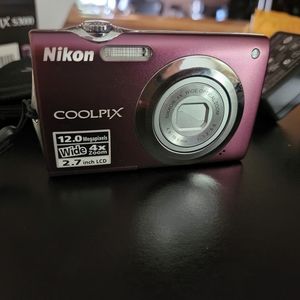 Nikon COOLPIX S3000